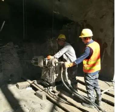 宜章水下抗分散灌浆料特点 水下不分散注浆料介绍